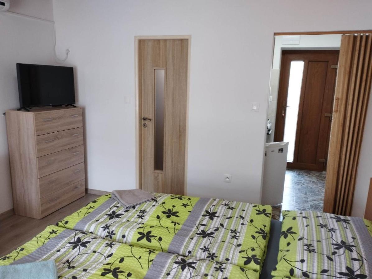 Apartmán Apartman Pri Starom Dube Veľký Meder Exteriér fotografie